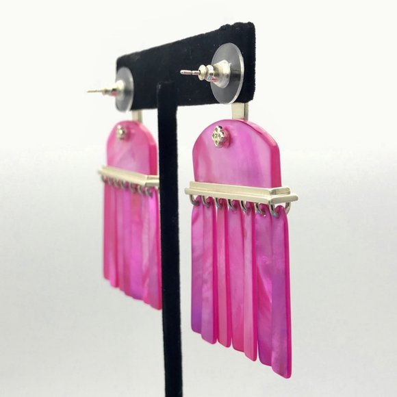 🎉2 x HP!🎉 KENDRA SCOTT Magenta Layne Earrings - Picture 4 of 11
